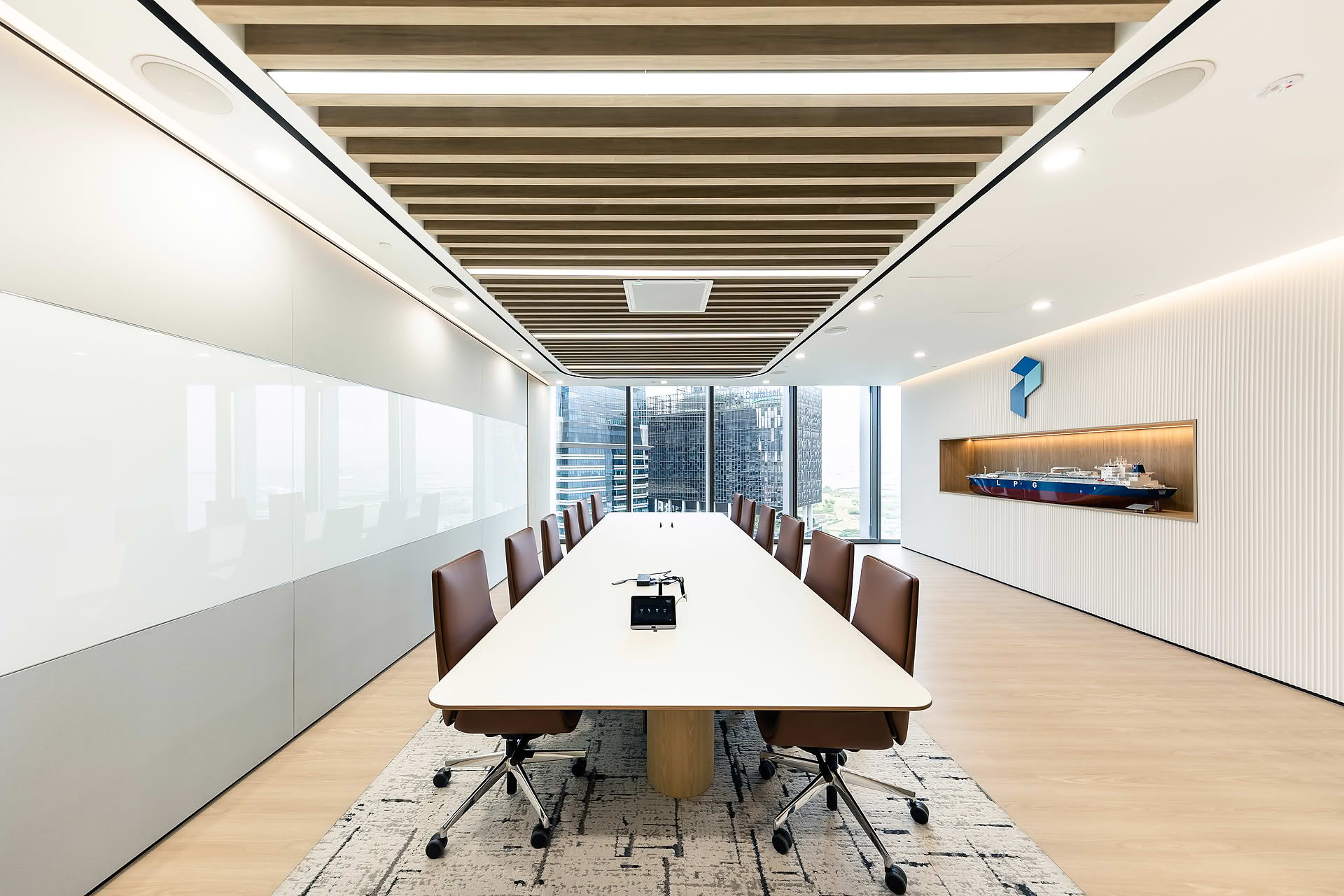 Petredec office interior design