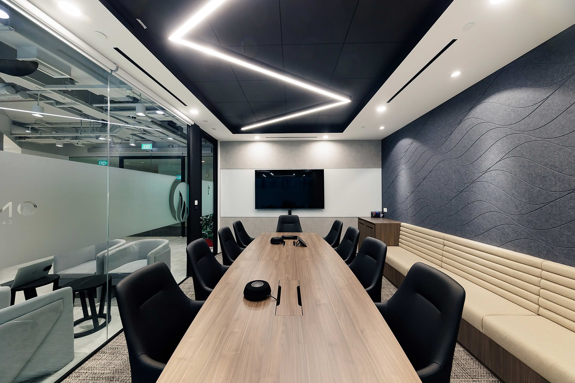 Photo of Onyx Capital Group office interior design