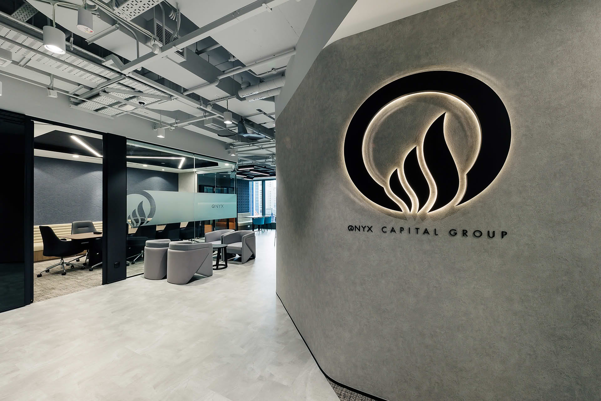 Photo of Onyx Capital Group office interior design