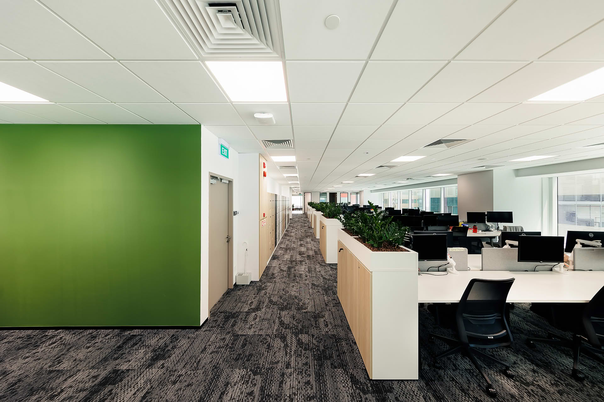 Link REIT office interior design