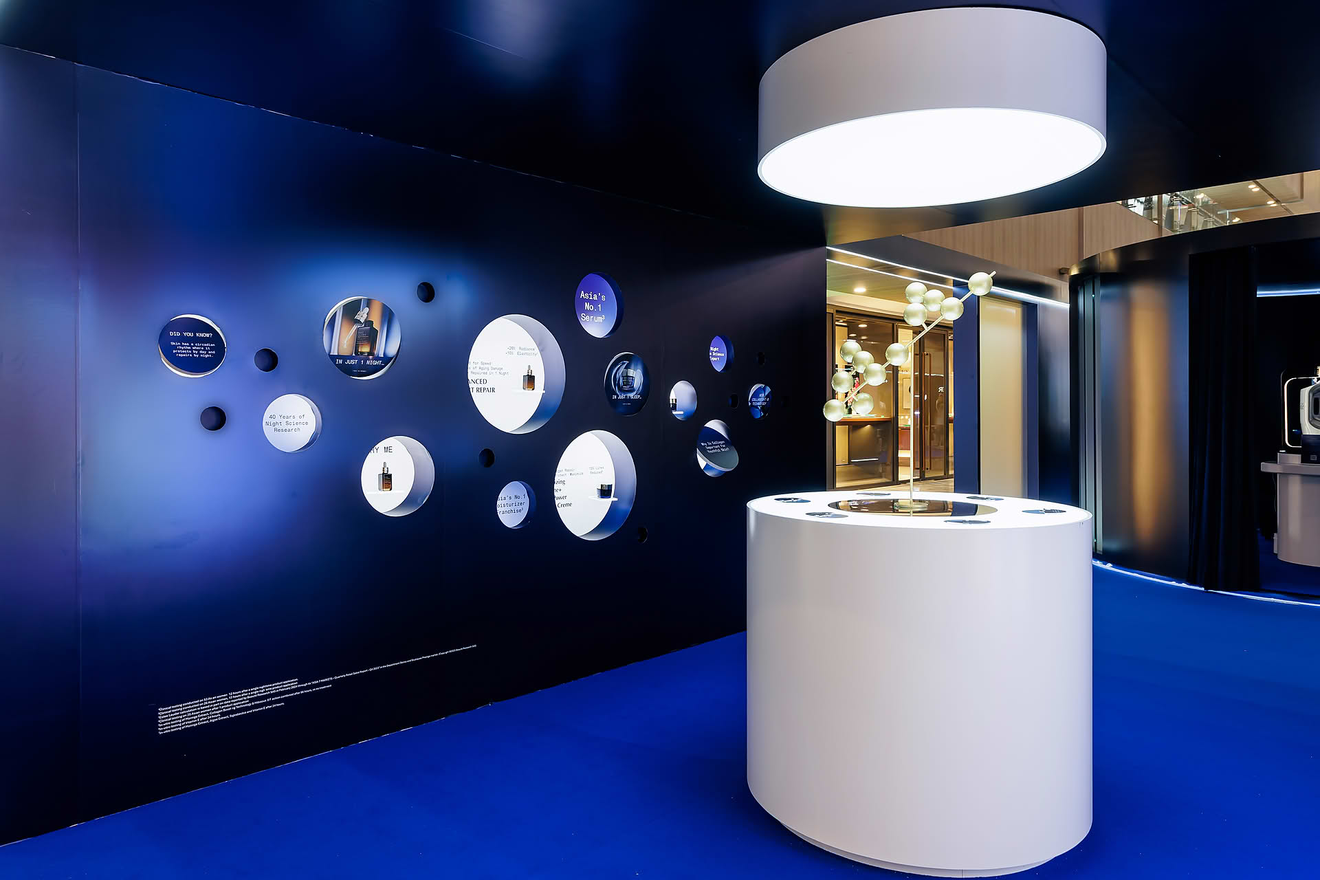 Estee Lauder pop-up stall at Paragon