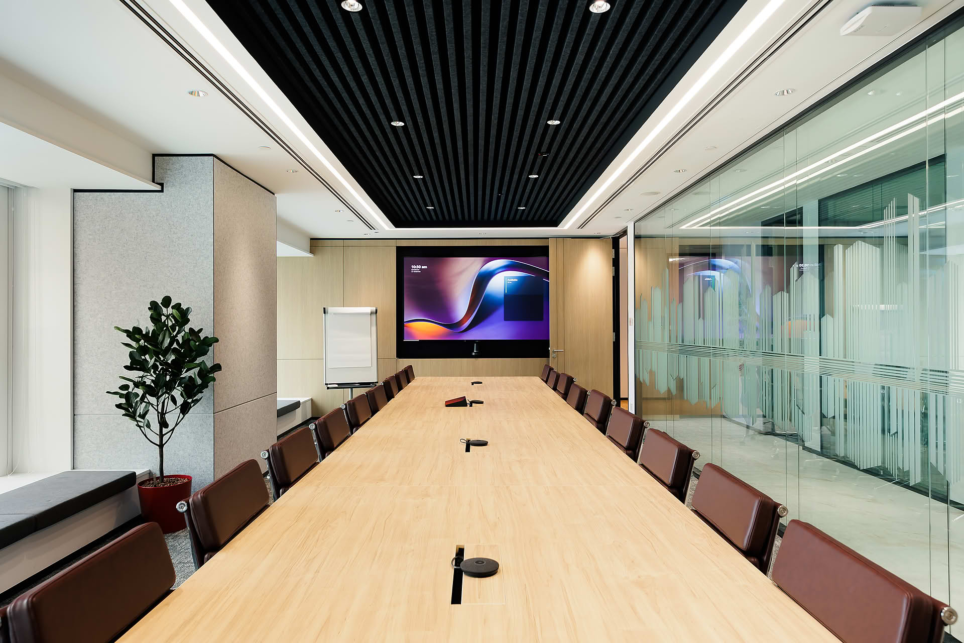 Link REIT office interior design