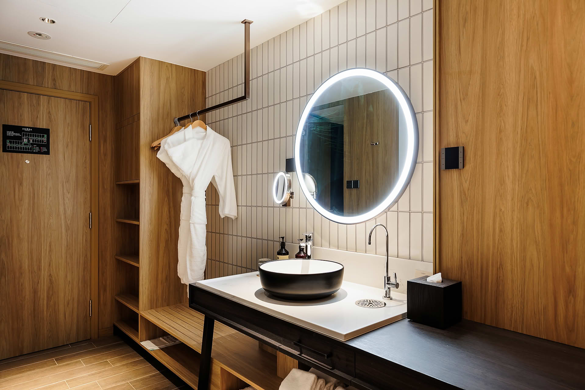 Amara Singapore hotel room interior design